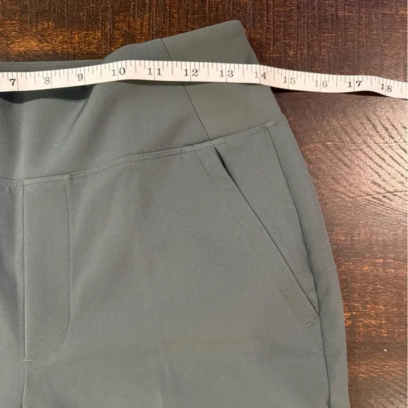 Athleta Endless High Rise Pants 2P Petite Dark Green Stretch Work Travel - Picture 12 of 16